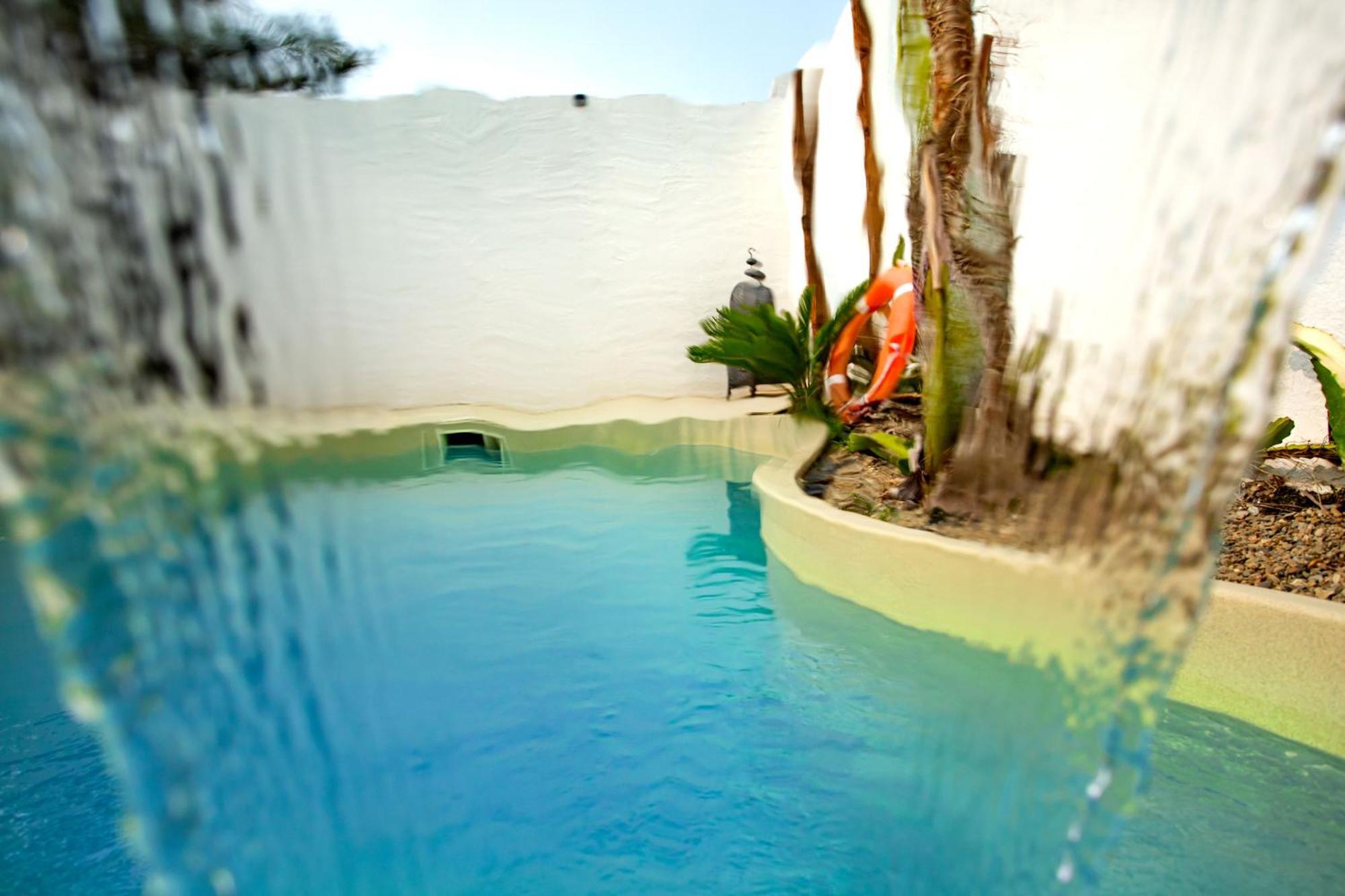 Villa Casa Blanca Luxury Spa Con Piscina Privada Y Jacuzzi Privado Chiclana de la Frontera Exterior photo